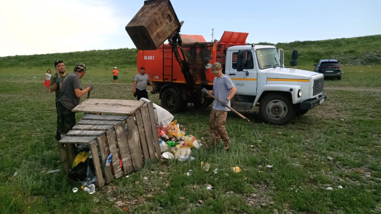 Жаздың алғашқы айында ұлттық парк аумағынан 152 тонна қоқыс шығарылды 