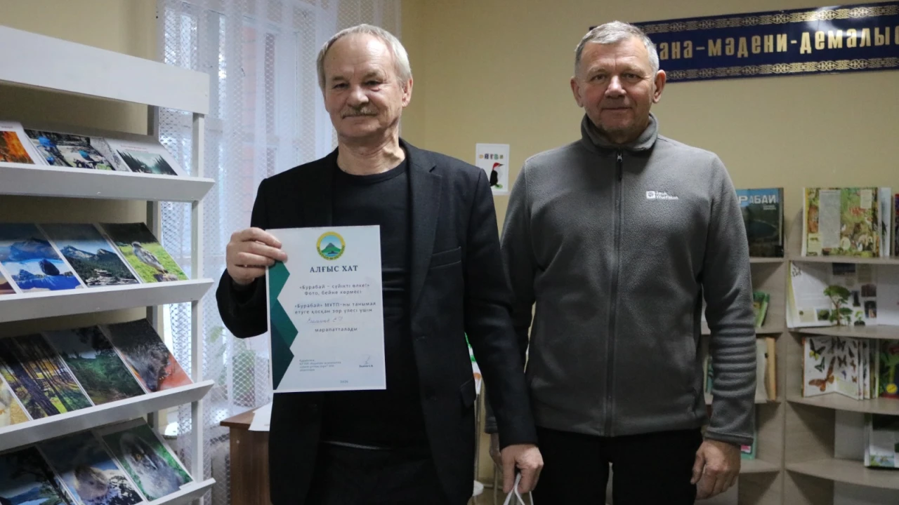 Бурабай тұрғындарының көзімен: оқушылар мен ересектер туған өлкенің нәзік сұлулығын көрсетті 