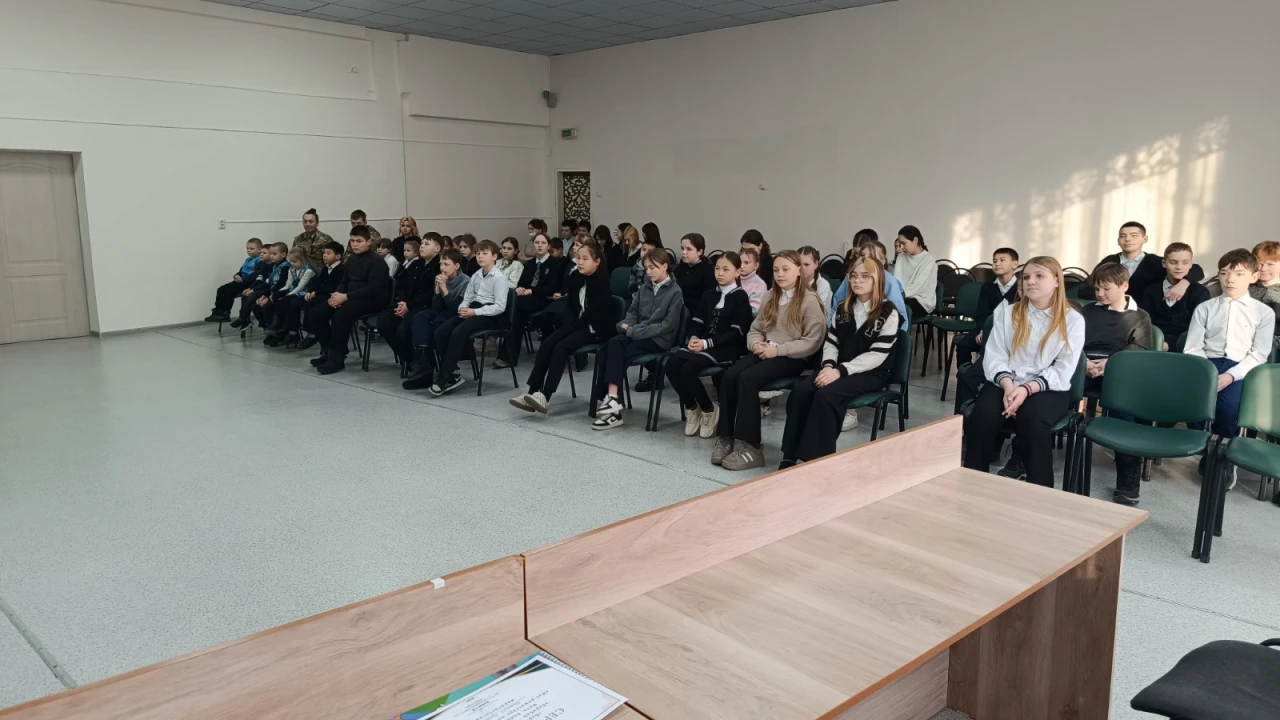 Бурабай тұрғындарының көзімен: оқушылар мен ересектер туған өлкенің нәзік сұлулығын көрсетті 